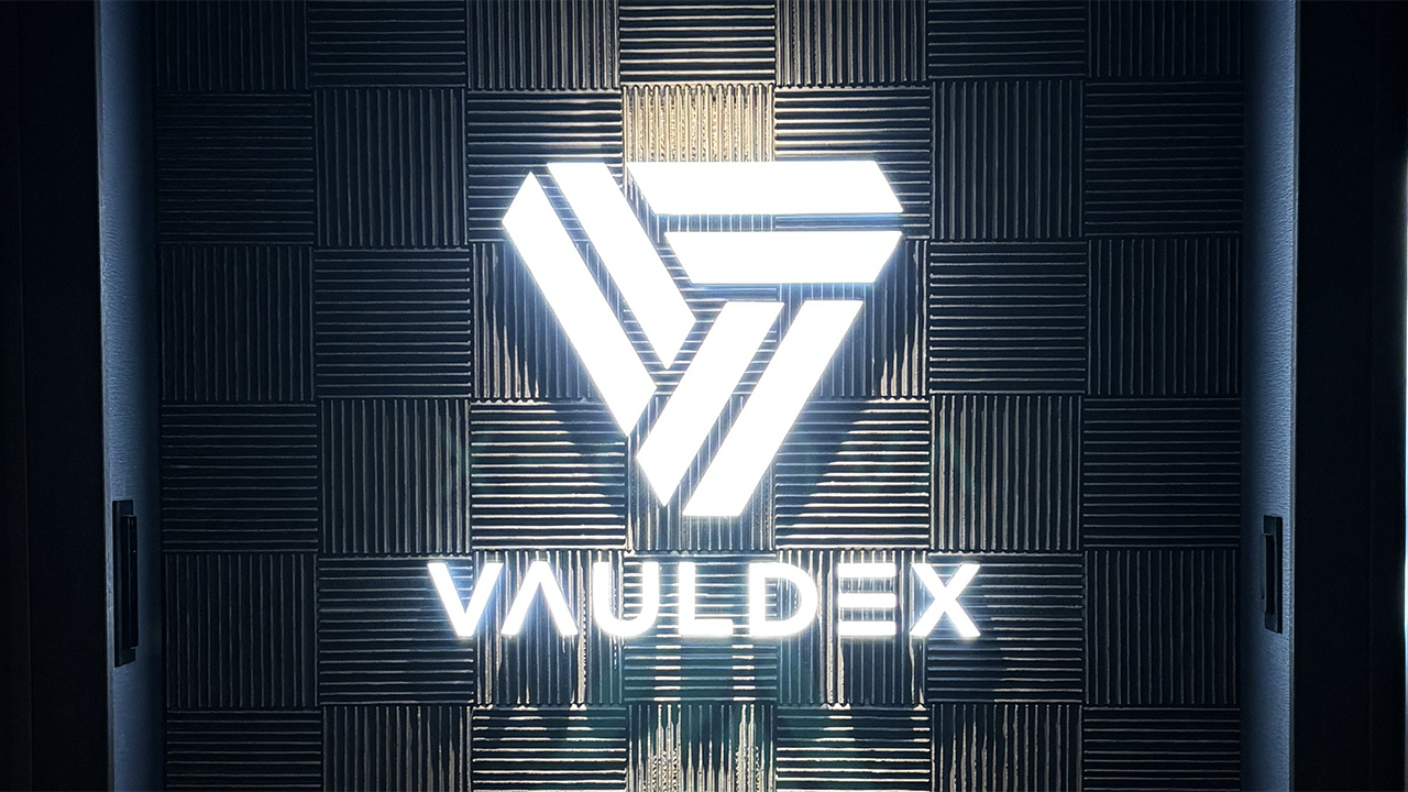 チャンネル文字製作事例 前面発光タイプ 点灯