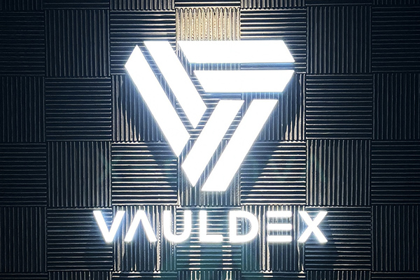 LEDチャンネル文字の設置・施工完了